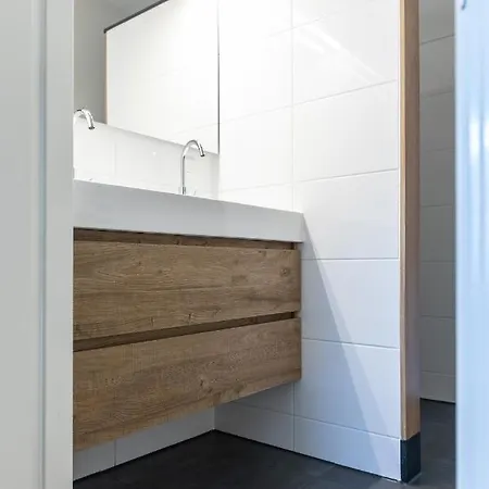 Gorgeous And Stylish Place For Two In Hip West! Amesterdão