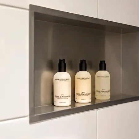 Gorgeous And Stylish Place For Two In Hip West!